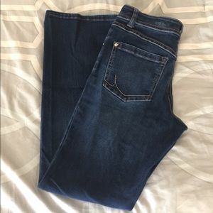 INC size 6 boot leg curvy fit jeans